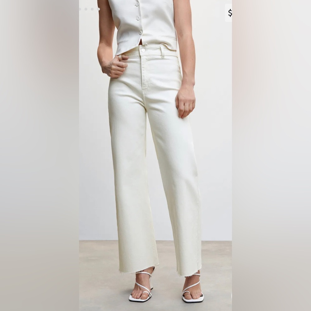 Mango white mom jeans Size 6 (us), 38 (eur)